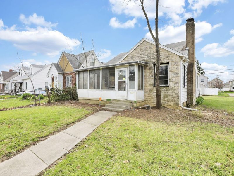 1363 Duxberry Avenue , Columbus, OH 43211 Photo 2