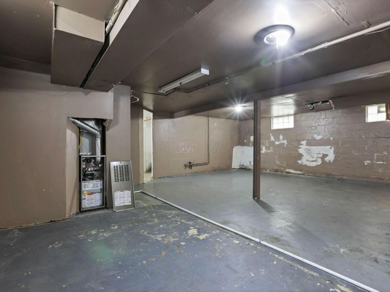 1363 Duxberry Avenue , Columbus, OH 43211 Photo 21