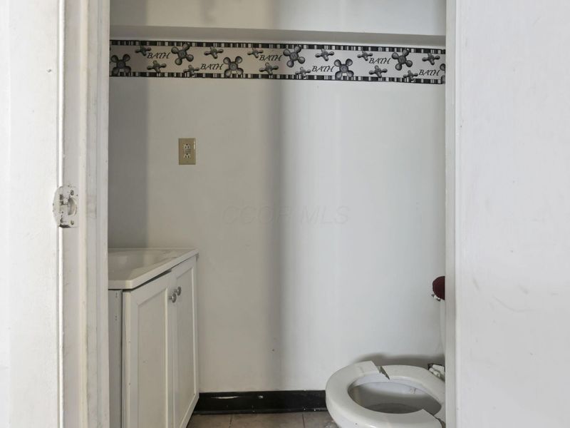 1363 Duxberry Avenue , Columbus, OH 43211 Photo 22