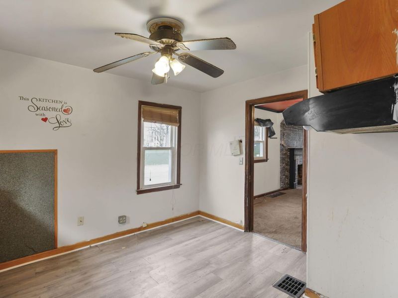 1363 Duxberry Avenue , Columbus, OH 43211 Photo 8