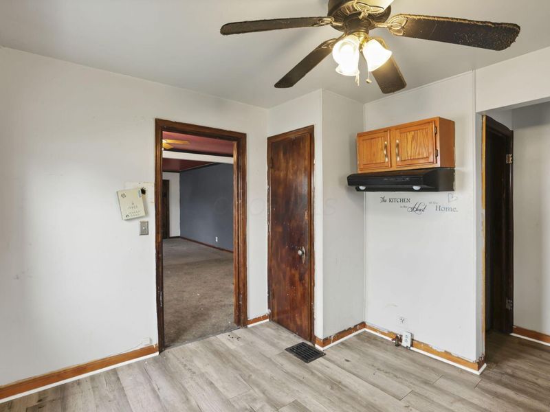 1363 Duxberry Avenue , Columbus, OH 43211 Photo 9