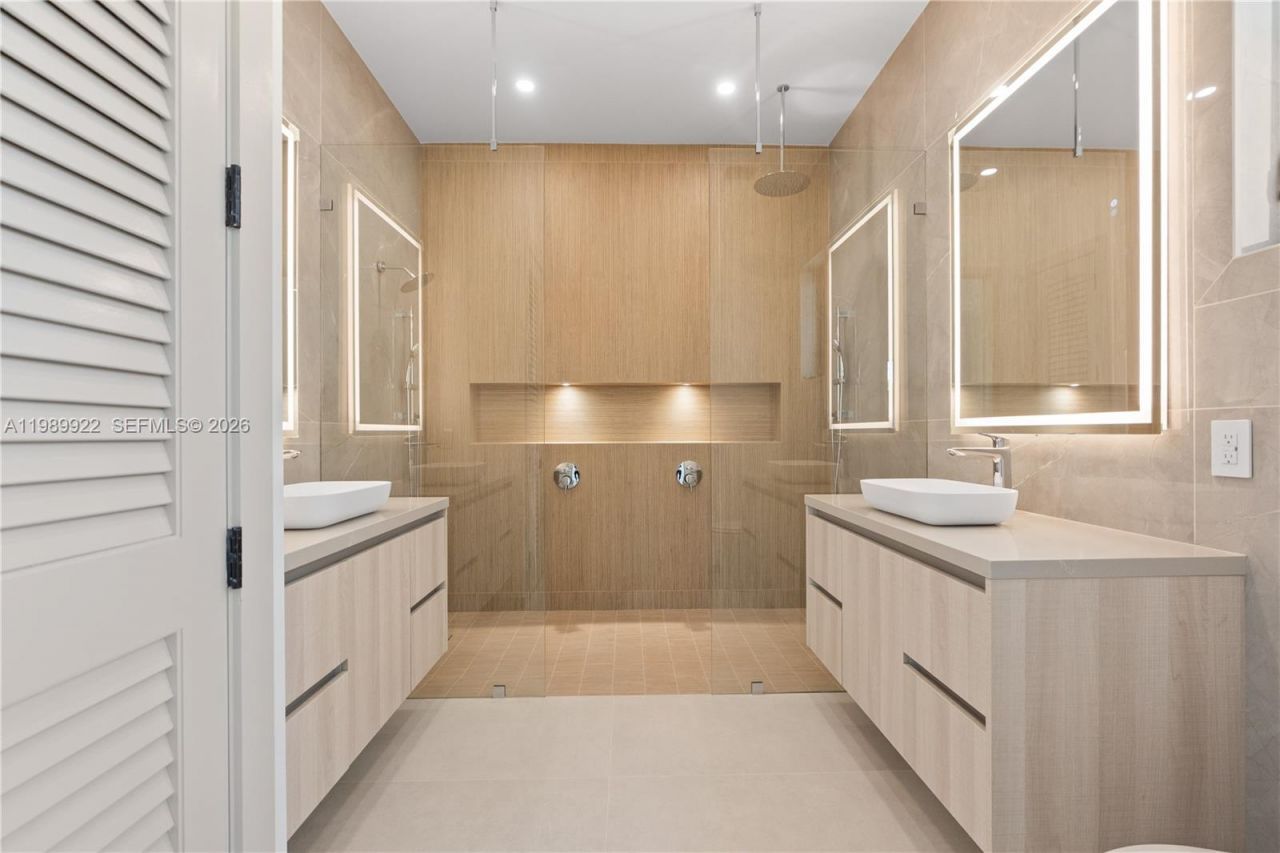 6221 SW 60th St, South Miami, FL 33143 Photo