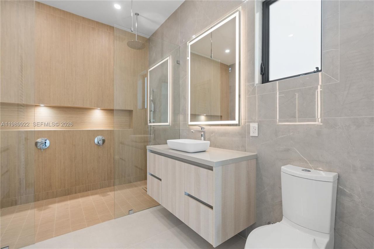 6221 SW 60th St, South Miami, FL 33143 Photo