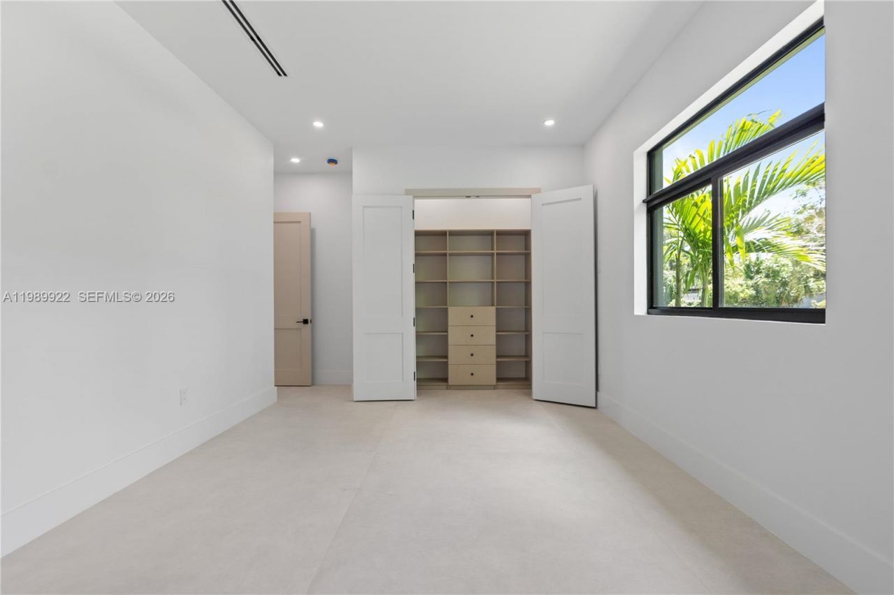 6221 SW 60th St, South Miami, FL 33143 Photo