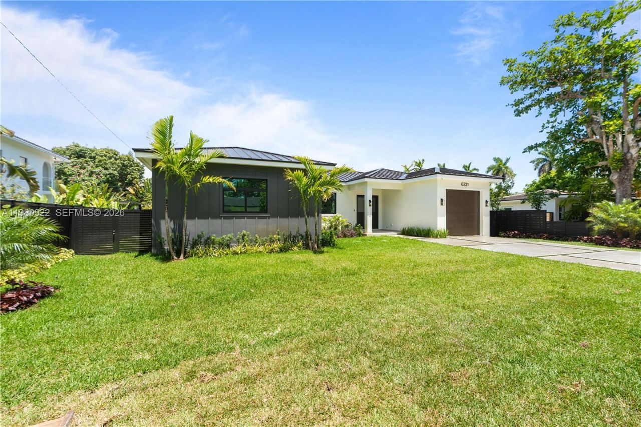 6221 SW 60th St, South Miami, FL 33143 Photo