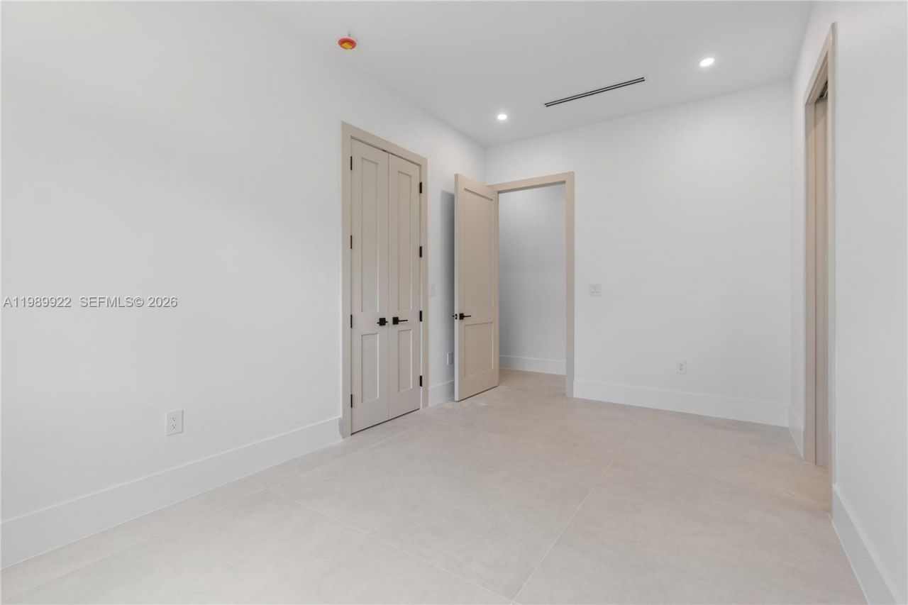 6221 SW 60th St, South Miami, FL 33143 Photo