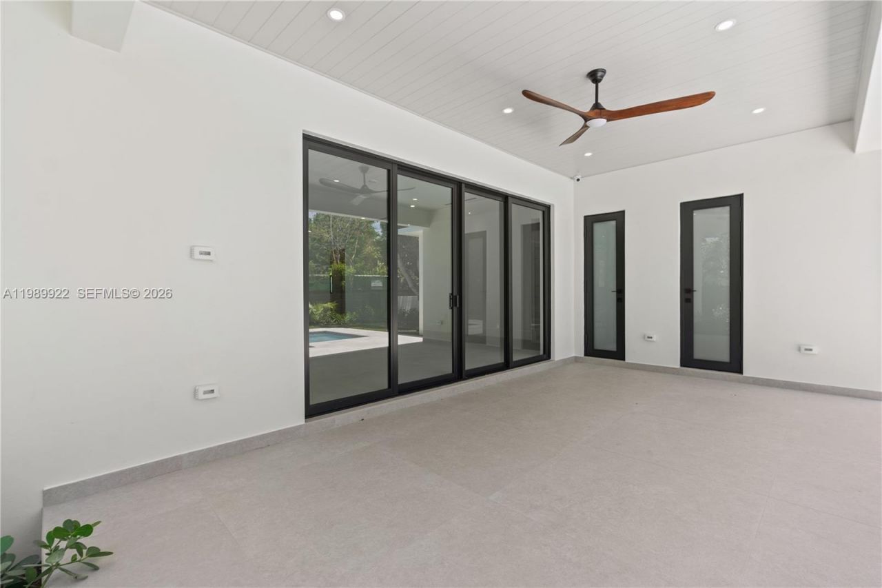 6221 SW 60th St, South Miami, FL 33143 Photo