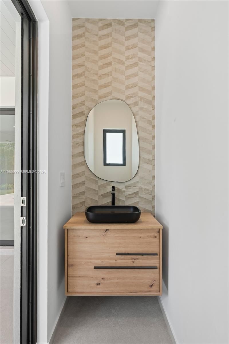 6221 SW 60th St, South Miami, FL 33143 Photo