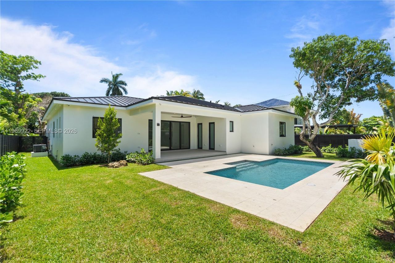 6221 SW 60th St, South Miami, FL 33143 Photo