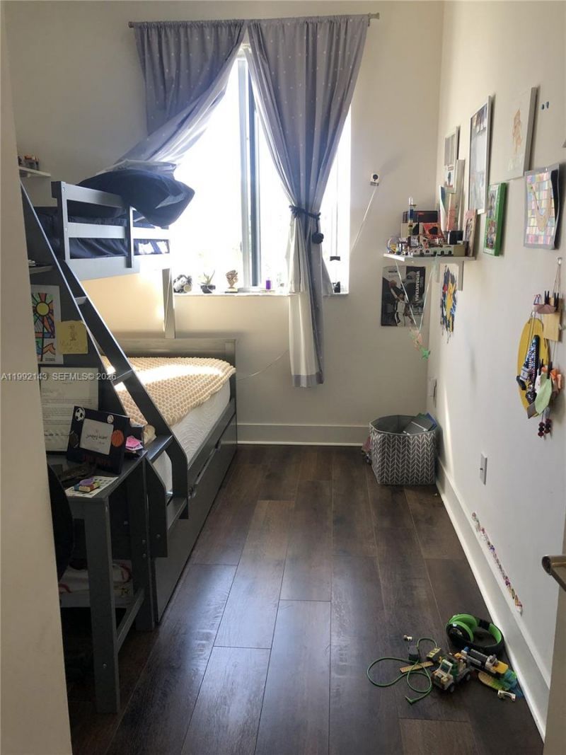 2601 NE 212th Ter , Unit 104, Miami, FL 33180 Photo