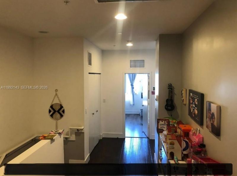 2601 NE 212th Ter, Unit 104, Miami, FL 33180 Photo