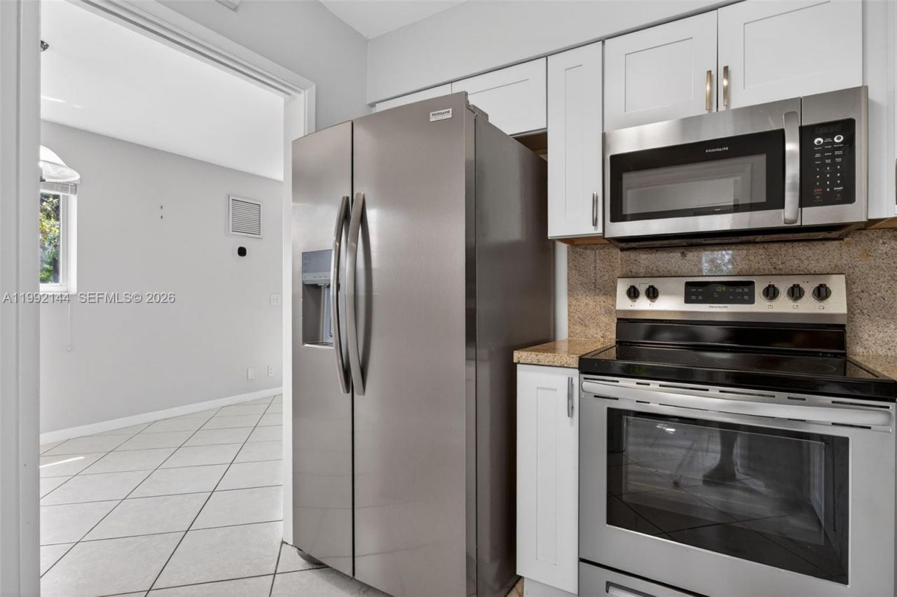 3900 NE 22nd Ave, Lighthouse Point, FL 33064 Photo