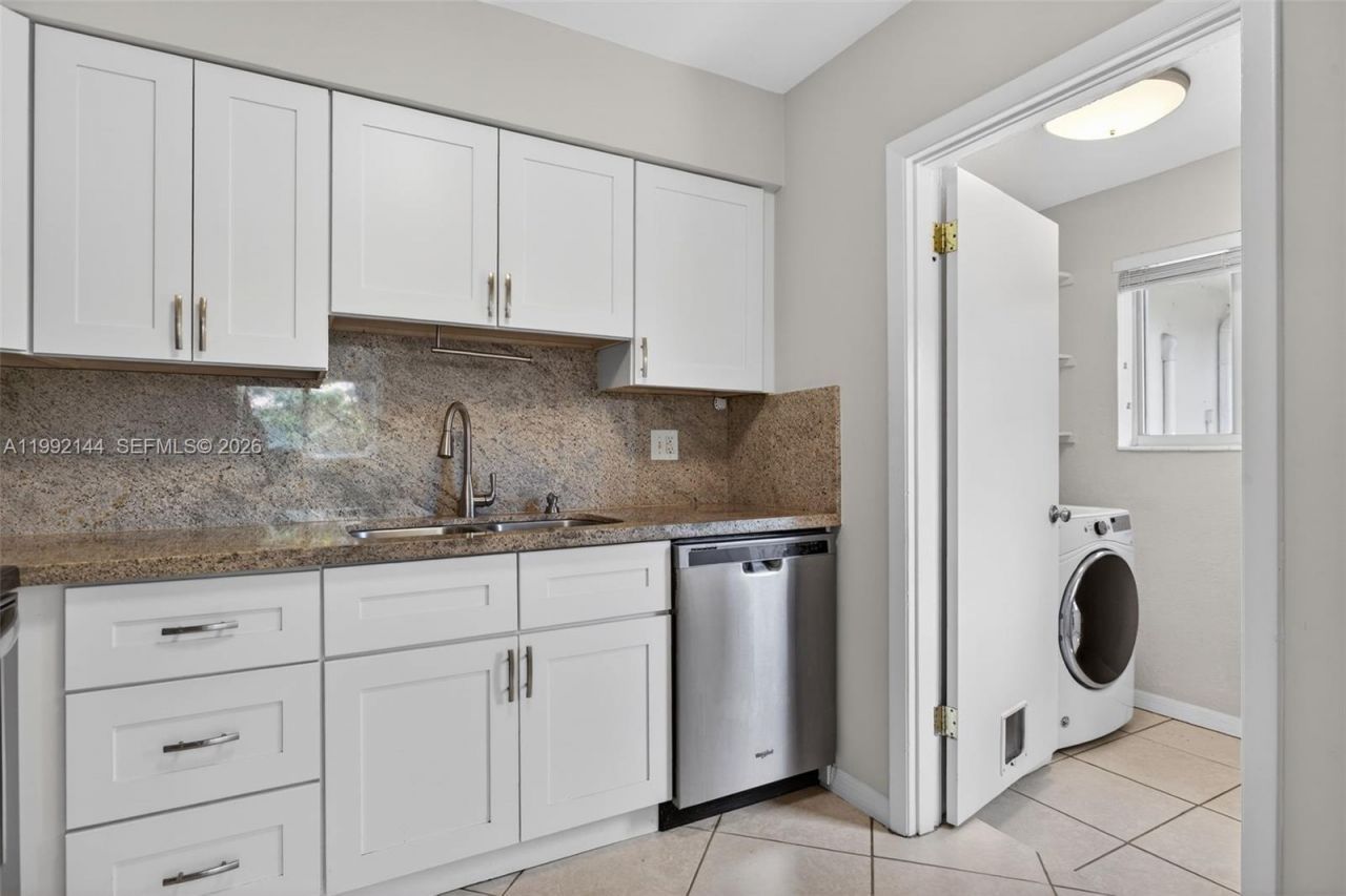 3900 NE 22nd Ave, Lighthouse Point, FL 33064 Photo