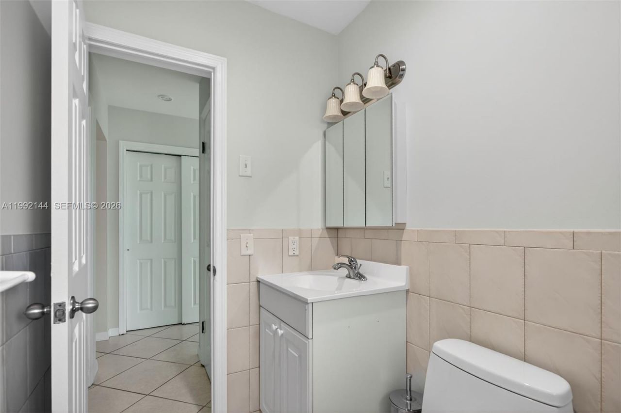 3900 NE 22nd Ave, Lighthouse Point, FL 33064 Photo