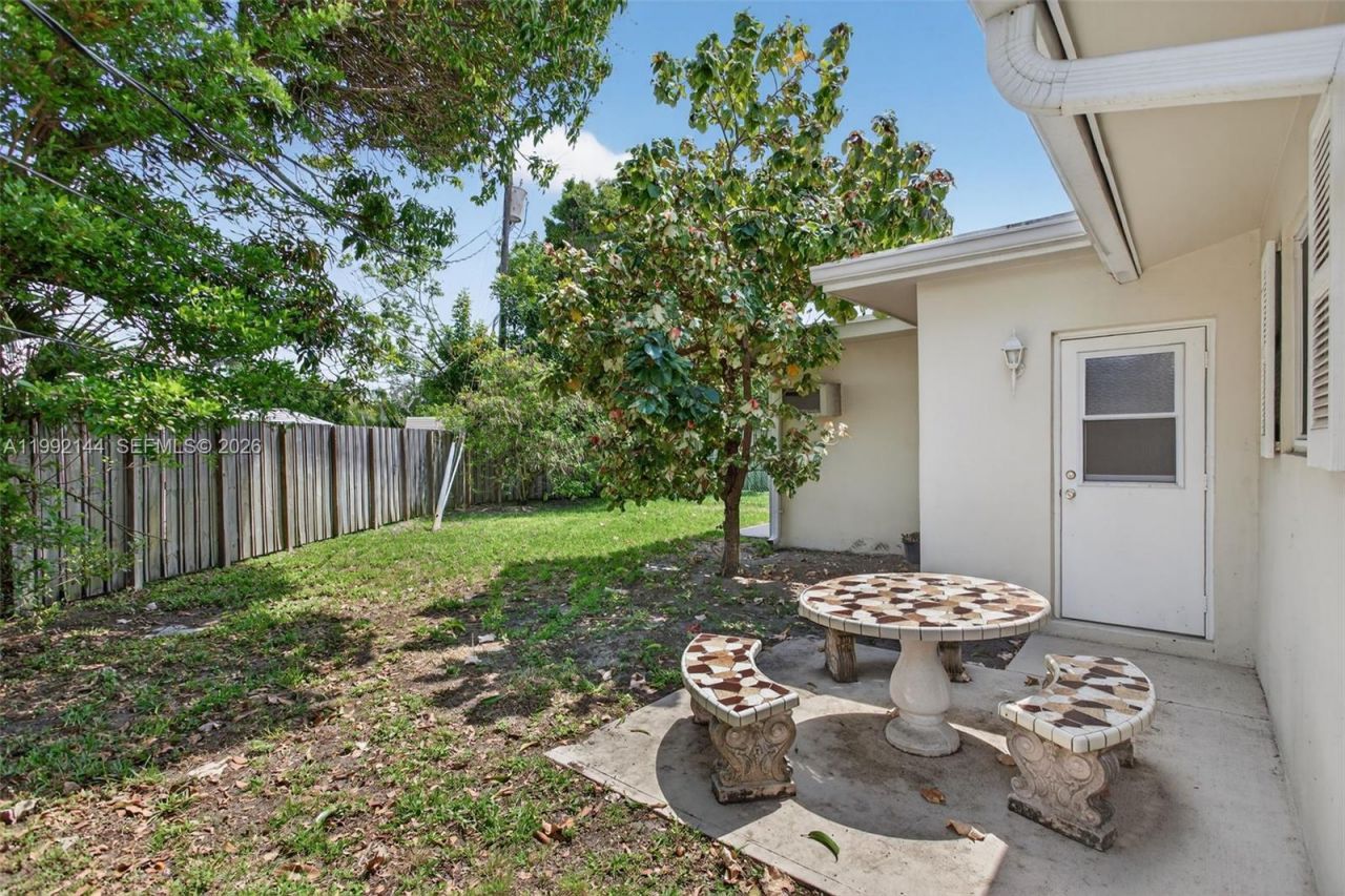 3900 NE 22nd Ave, Lighthouse Point, FL 33064 Photo