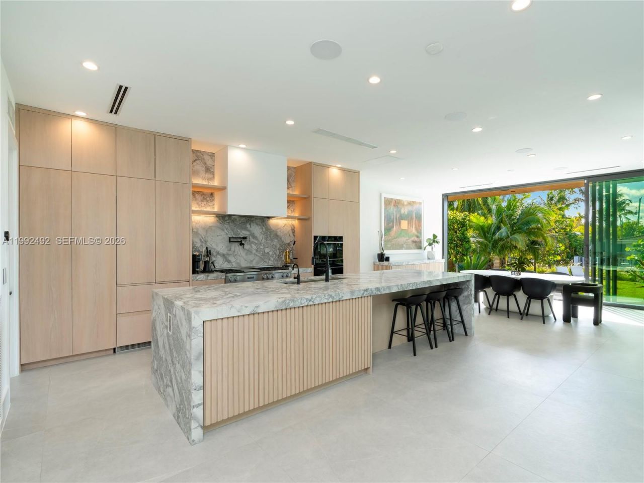 1230 Cleveland Rd, Miami Beach, FL 33141 Photo