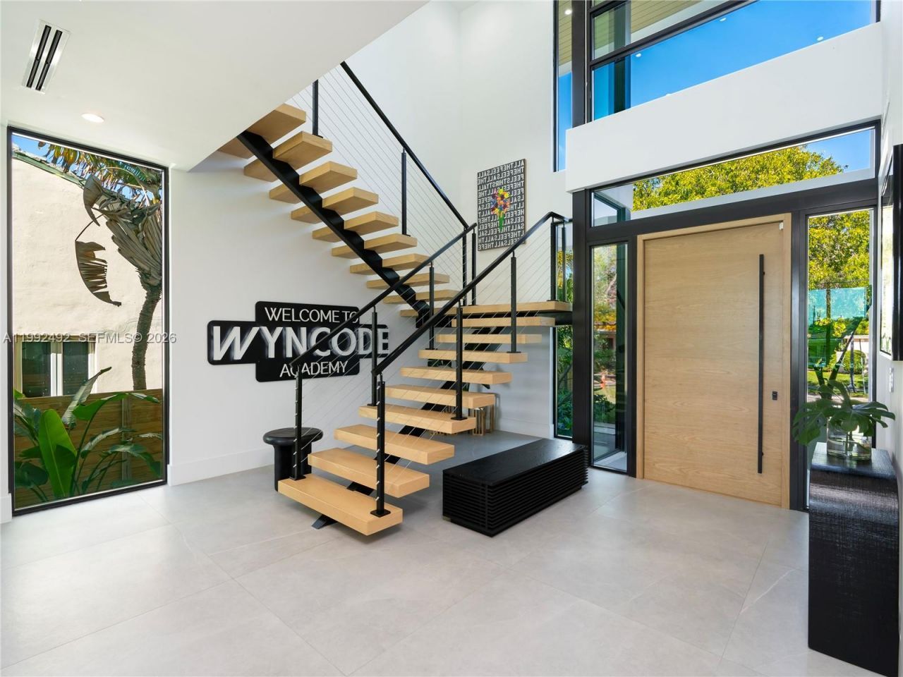 1230 Cleveland Rd, Miami Beach, FL 33141 Photo