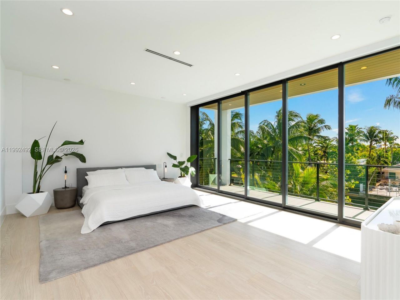 1230 Cleveland Rd, Miami Beach, FL 33141 Photo