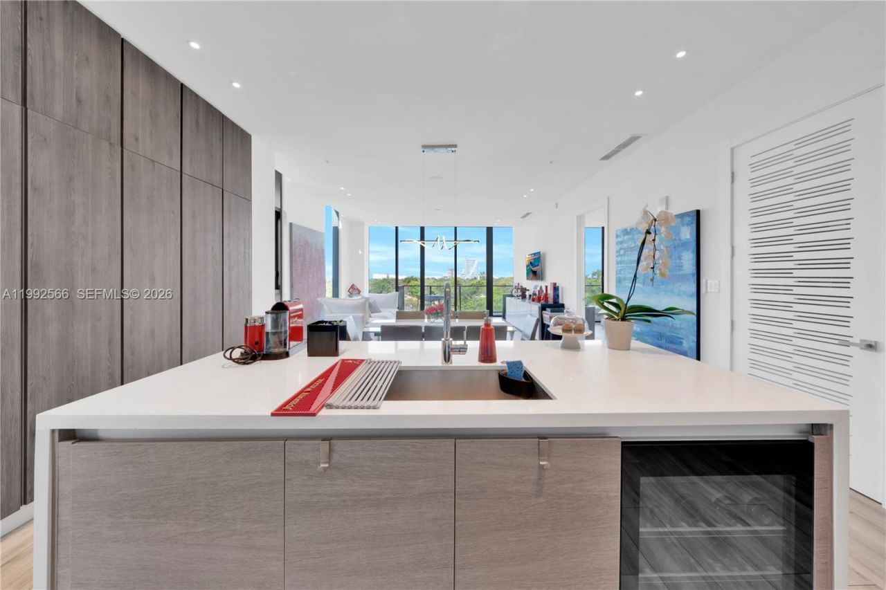 3156 SW 27th Ave , Unit 501, Miami, FL 33133 Photo