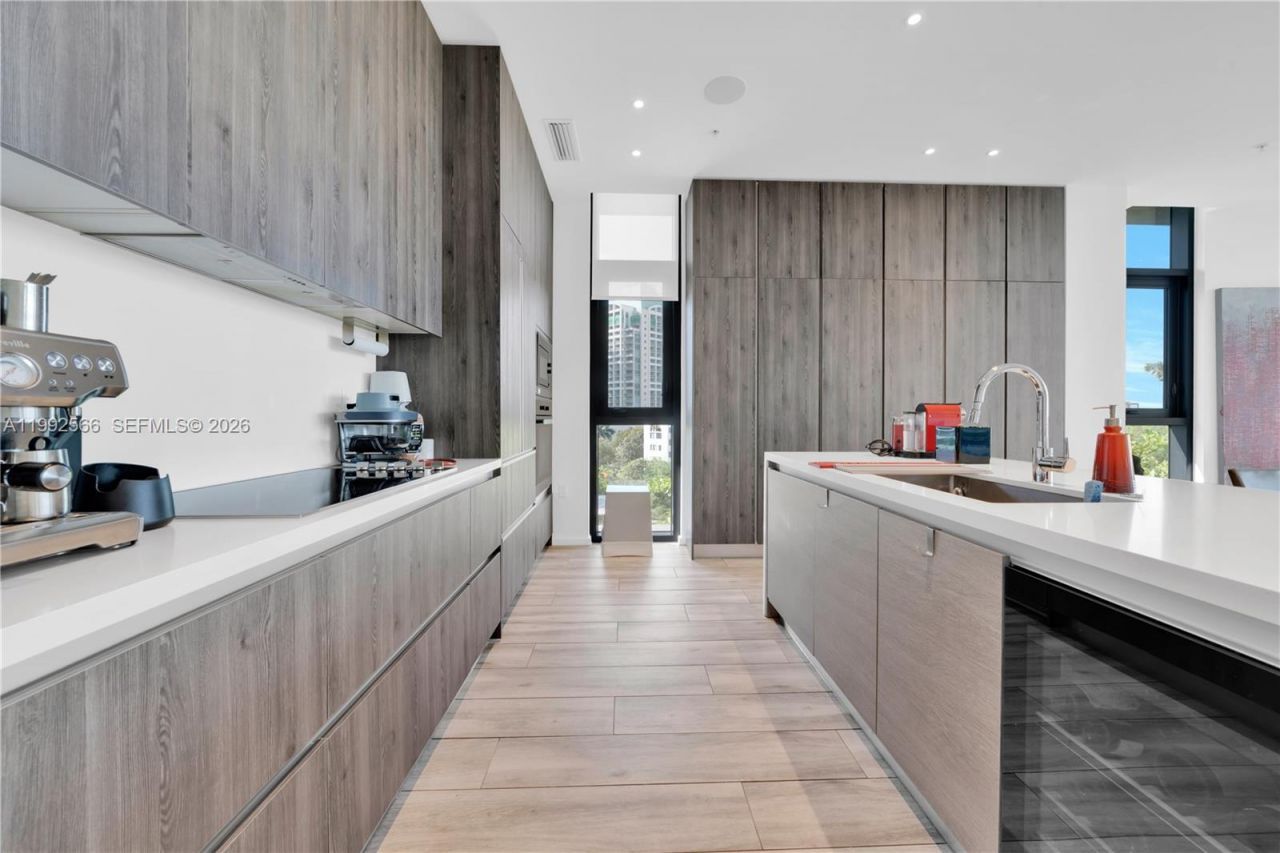 3156 SW 27th Ave , Unit 501, Miami, FL 33133 Photo