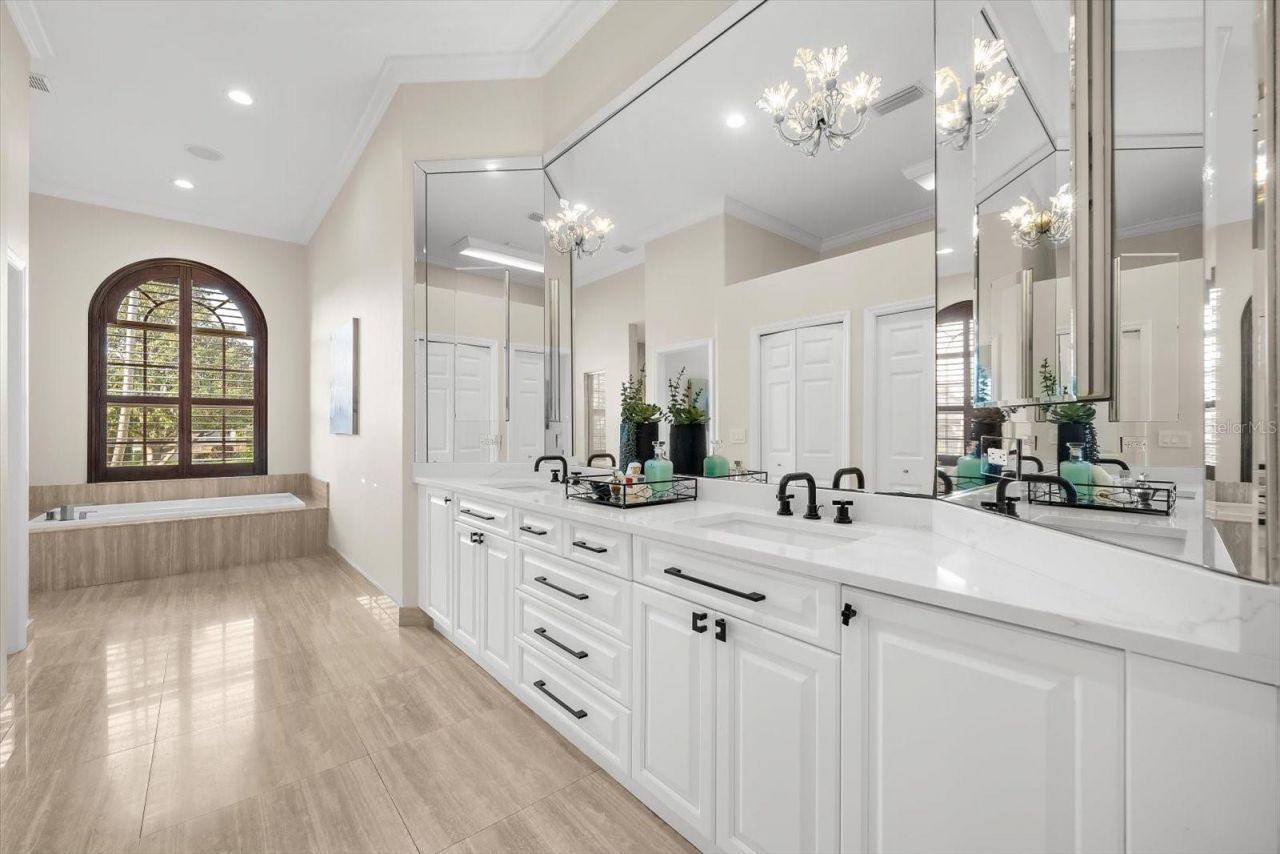 1560 Canopy Oaks Boulevard, Palm Harbor, FL 34683 Photo