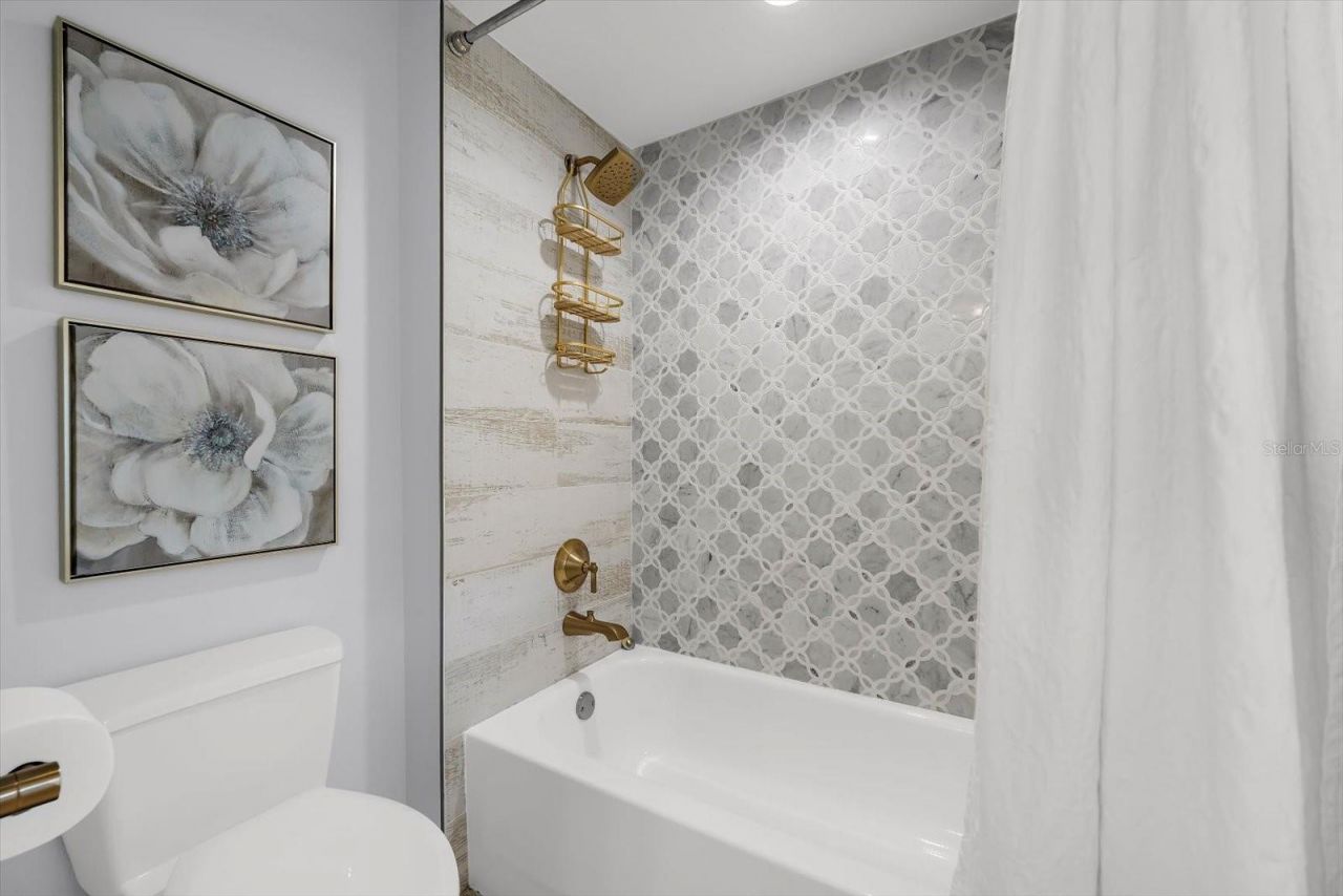 1560 Canopy Oaks Boulevard, Palm Harbor, FL 34683 Photo