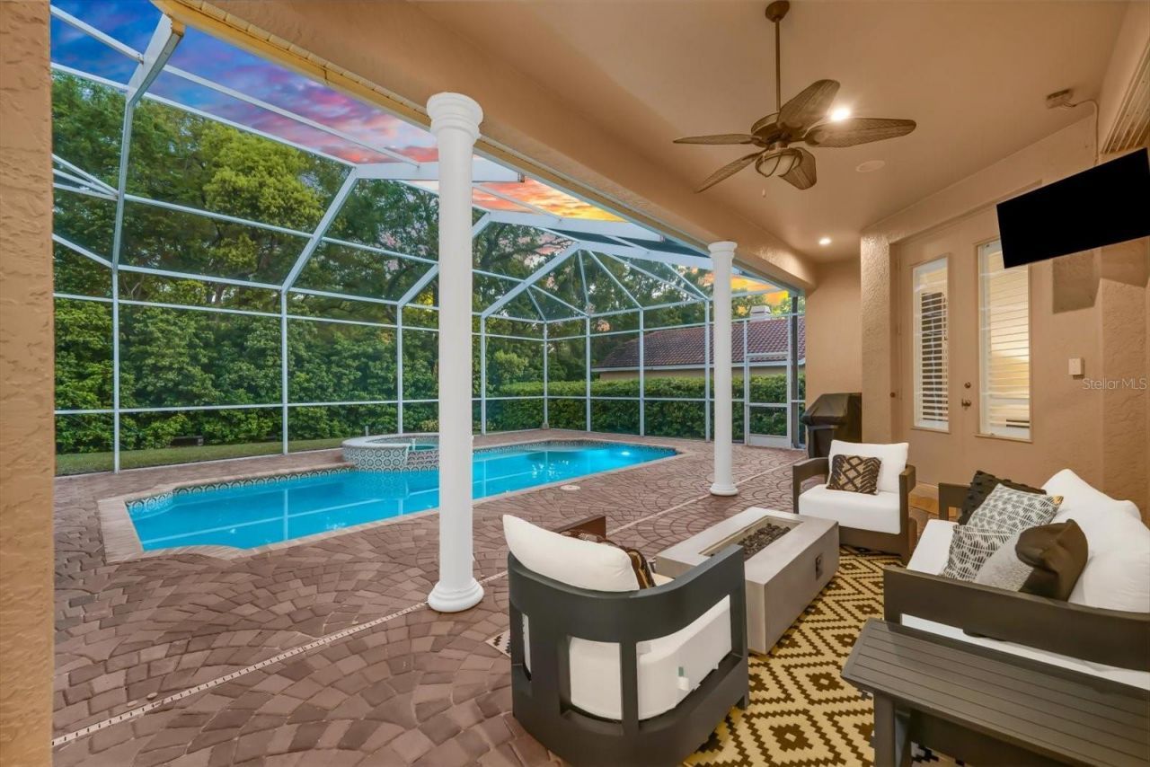 1560 Canopy Oaks Boulevard, Palm Harbor, FL 34683 Photo