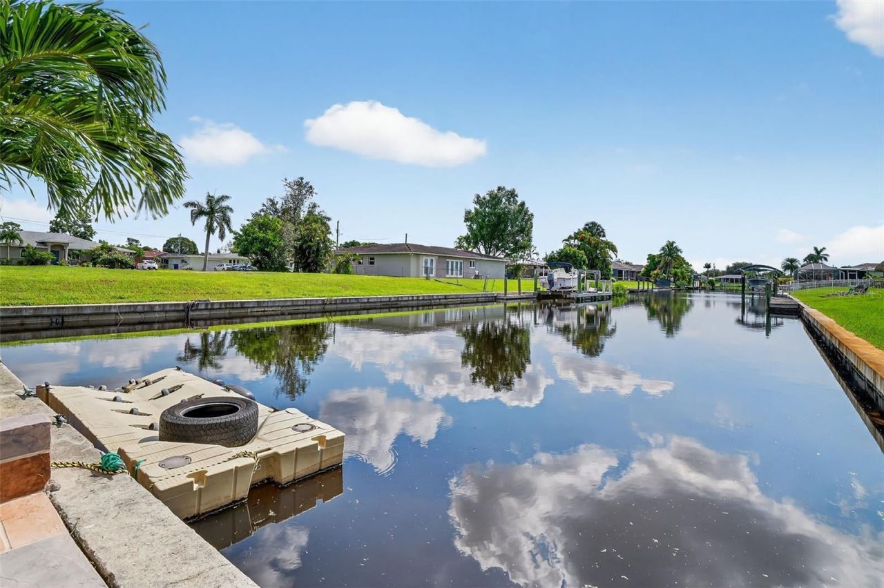 4638 Vinsetta Avenue , North Fort Myers, FL 33903 Photo