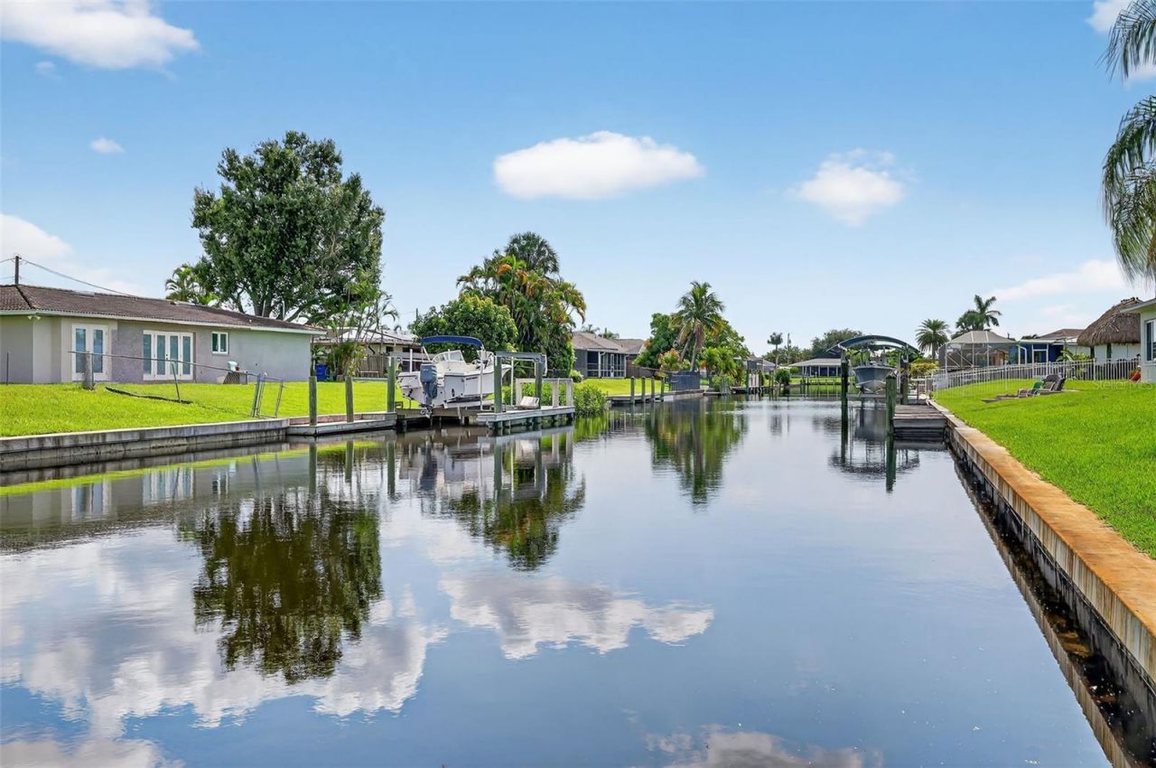 4638 Vinsetta Avenue , North Fort Myers, FL 33903 Photo