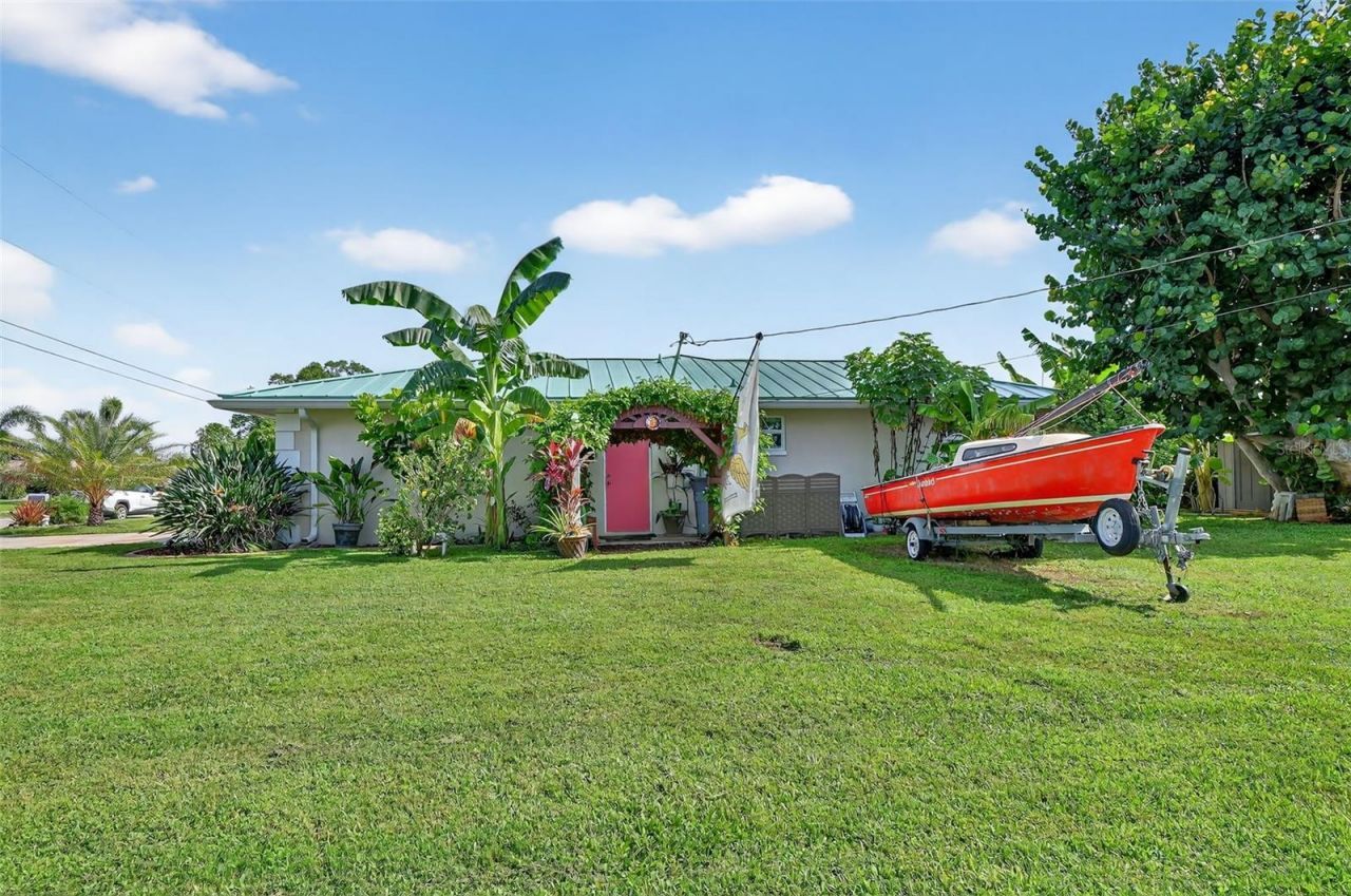 4638 Vinsetta Avenue , North Fort Myers, FL 33903 Photo