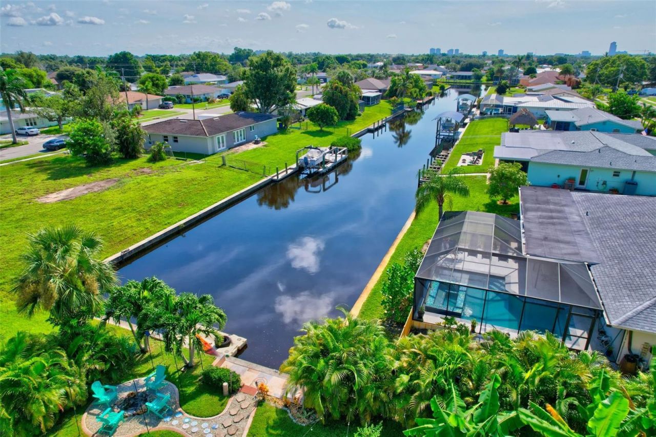 4638 Vinsetta Avenue , North Fort Myers, FL 33903 Photo