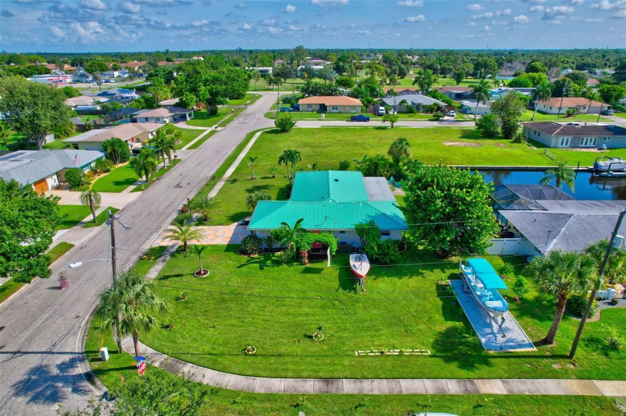 4638 Vinsetta Avenue , North Fort Myers, FL 33903 Photo