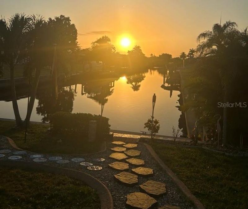 4638 Vinsetta Avenue , North Fort Myers, FL 33903 Photo