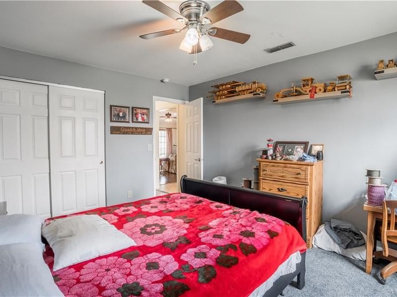 8647 Deer Haven Street, Huber Heights, OH 45424 Photo 16