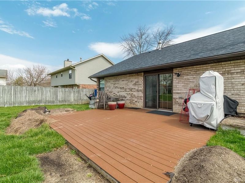 8647 Deer Haven Street, Huber Heights, OH 45424 Photo 20