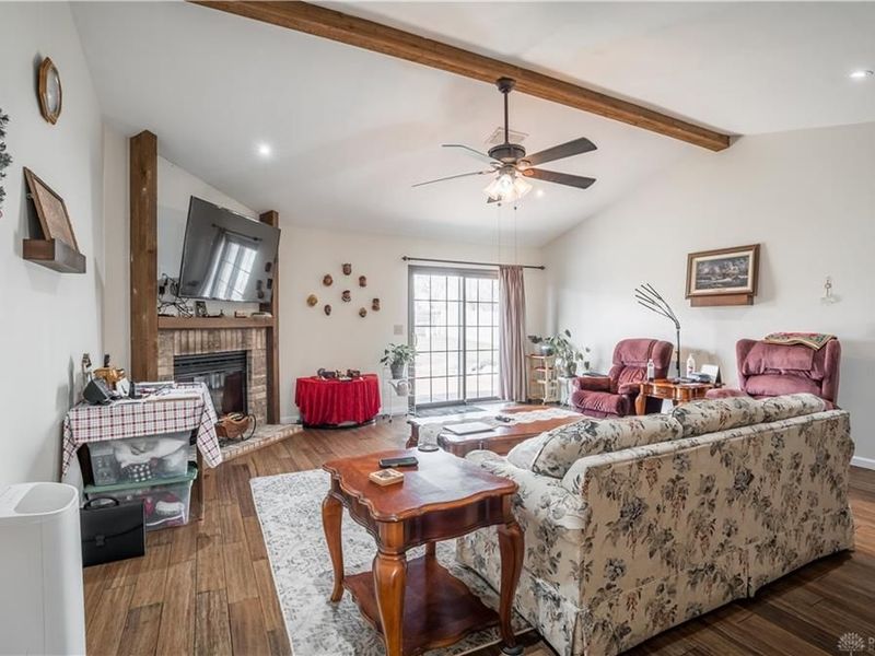 8647 Deer Haven Street, Huber Heights, OH 45424 Photo 5