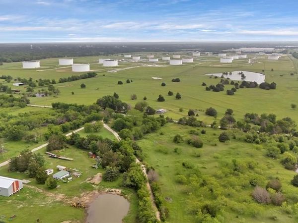 1402 County Road 1030, Corsicana, TX 75110