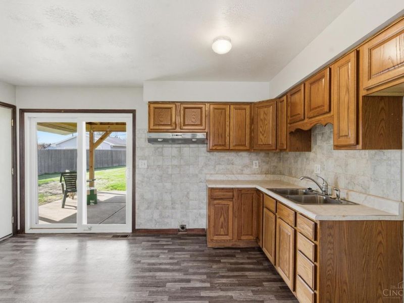 1861 Nebraska Drive, Xenia, OH 45385 Photo 5