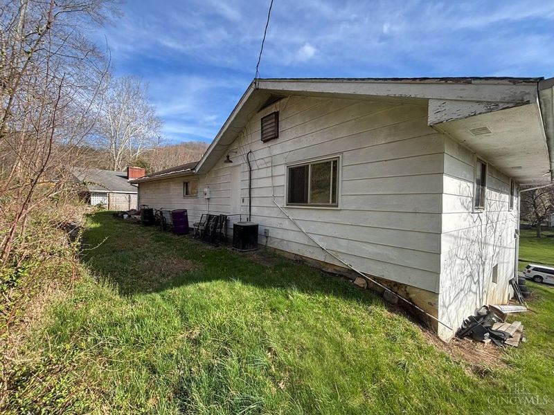 1681 Rosemount Road, Portsmouth, OH 45662 Photo 8