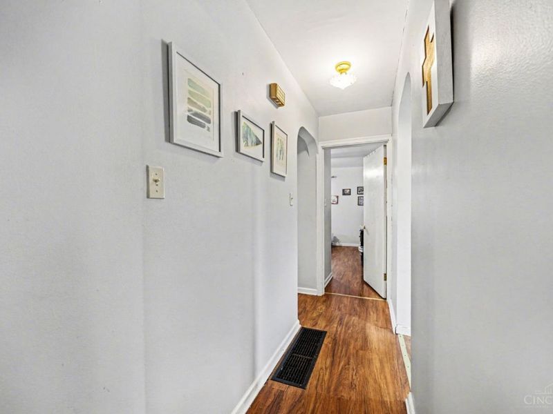 722 Compton Road, Springfield Twp., OH 45231 Photo 13