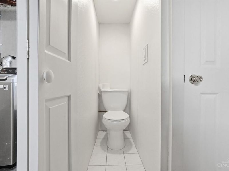 5188 Orangelawn Drive, Delhi Twp, OH 45238 Photo 13