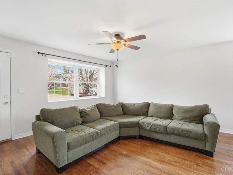 5188 Orangelawn Drive, Delhi Twp, OH 45238 Photo 2