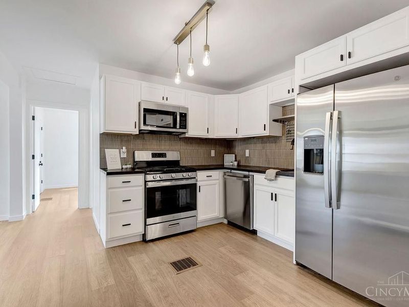 7739 Bowen Ave, Cincinnati, OH 45255 Photo 9