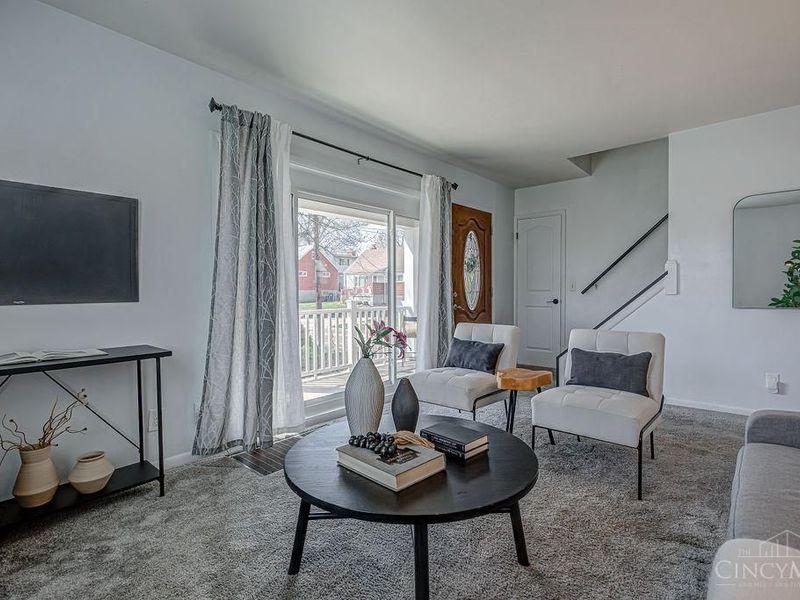 3396 Greencrest Court, Cincinnati, OH 45248 Photo 3