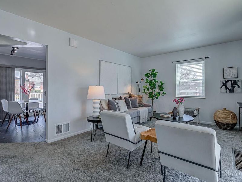 3396 Greencrest Court, Cincinnati, OH 45248 Photo 7