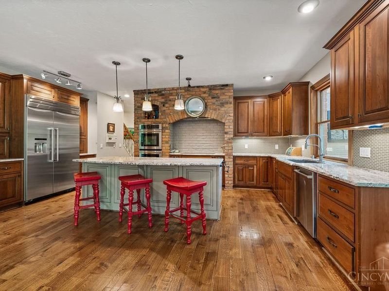 7883 Chestershire Drive, West Chester, OH 45241 Photo 2