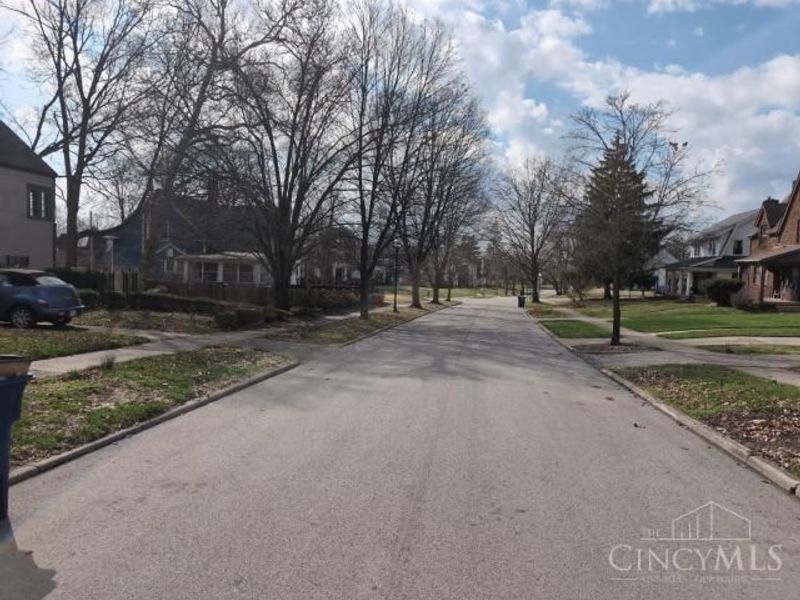 415 Alameda Place, Dayton, OH 45406 Photo 4