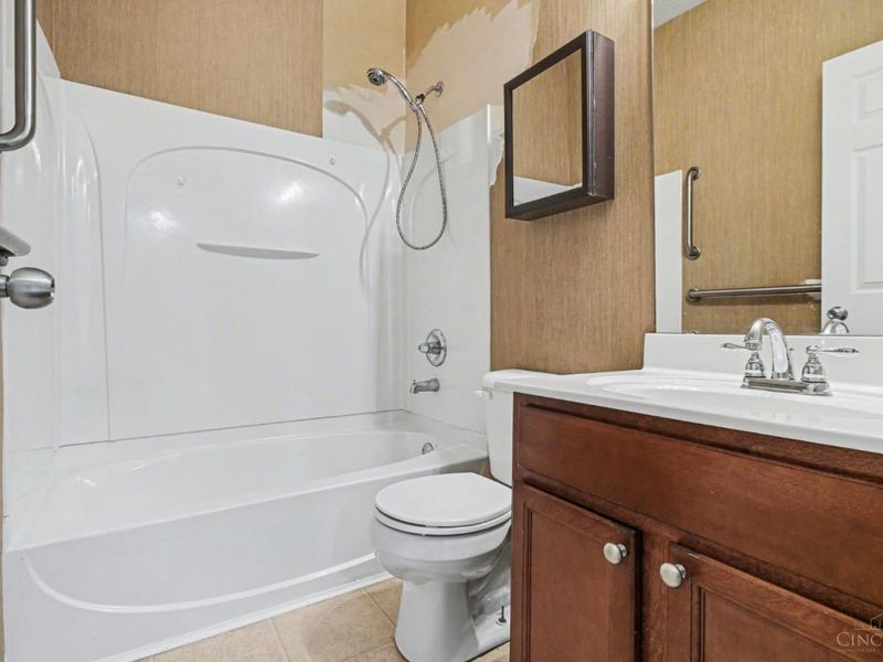 2047 Commons Circle, Batavia, OH 45103 Photo 11