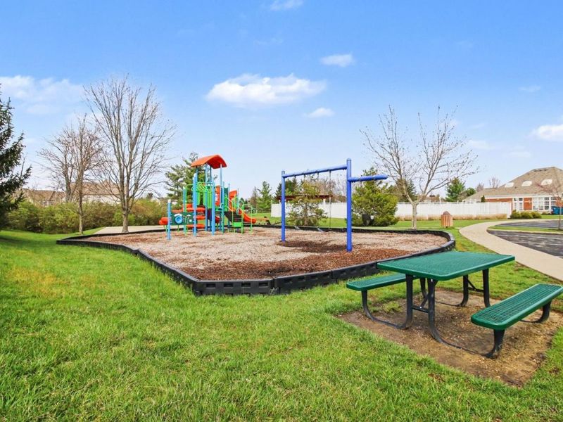 2047 Commons Circle, Batavia, OH 45103 Photo 29