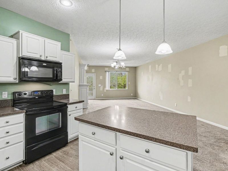 2047 Commons Circle, Batavia, OH 45103 Photo 4